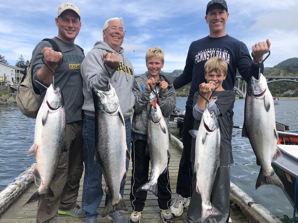 Rogue River fishing guides, Gold Beach Oregon fishing guides Wild